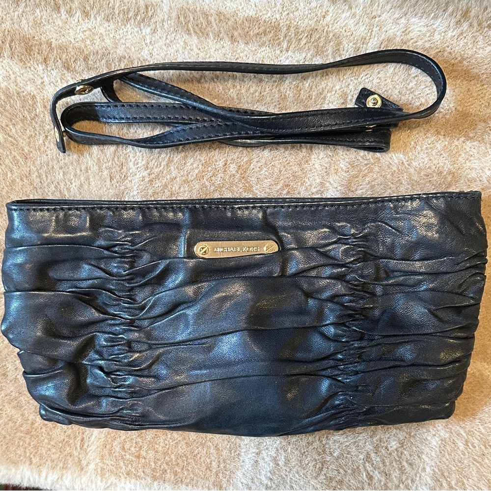 Michael Kors Ruched Black Wristlet